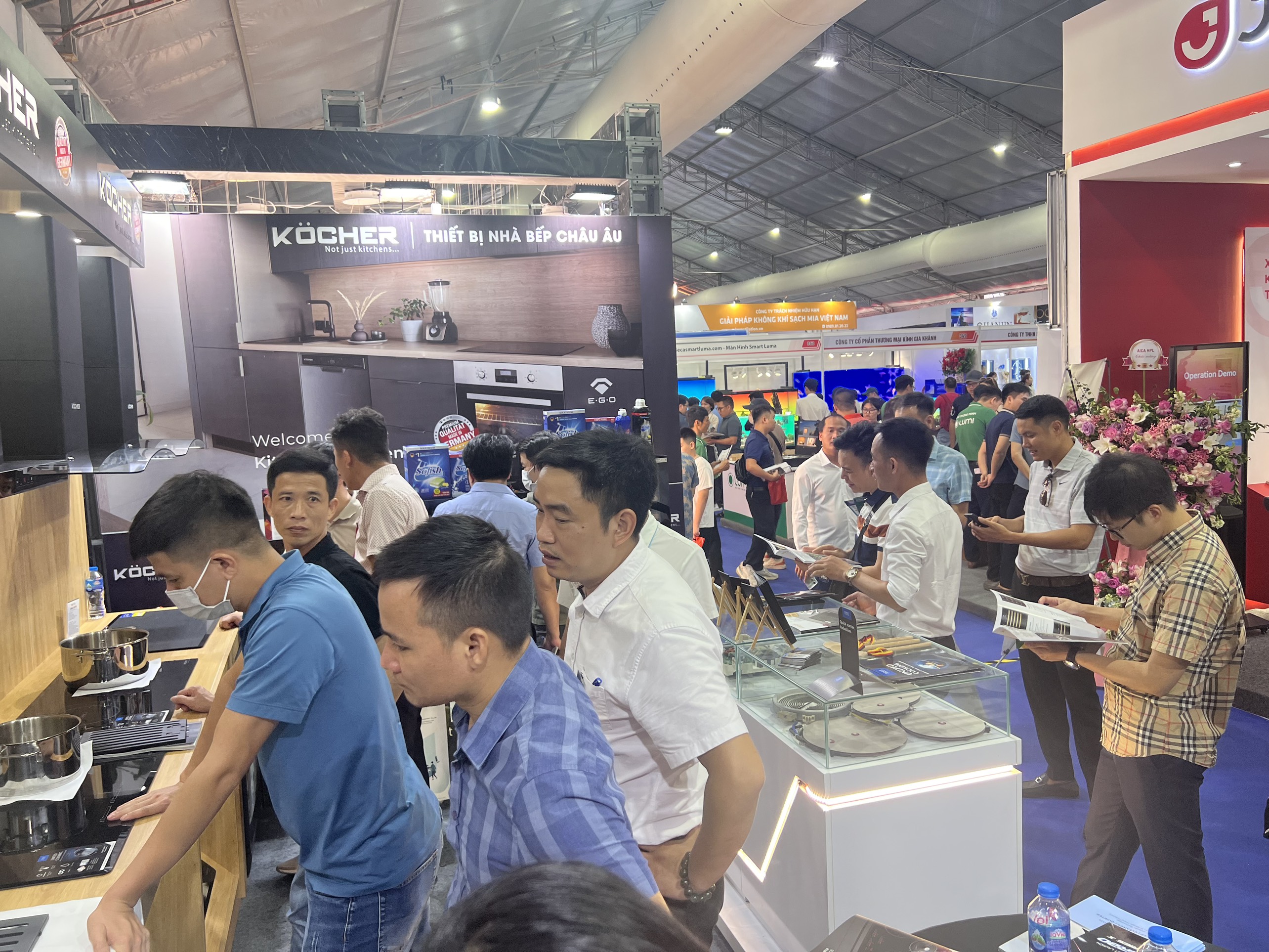 TOÀN CẢNH SỰ KIỆN - KÖCHER THAM GIA TRIỂN LÃM XÂY DỰNG QUỐC TẾ - VIETBUILD