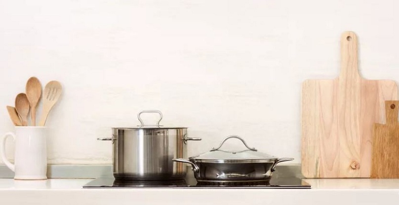 Cách làm sạch nồi inox bị ố vàng, han rỉ, cháy đen