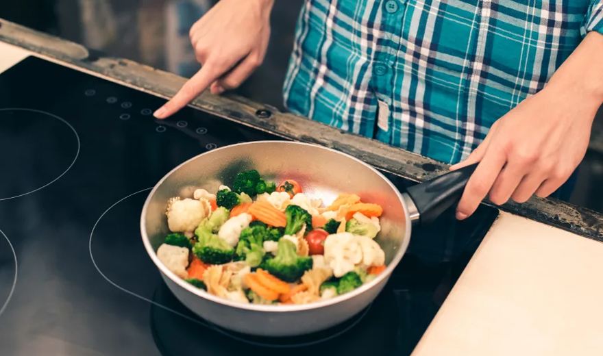 Bếp từ không nhận chảo