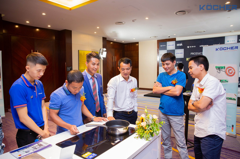Trài nghiệm bếp từ Kocher DIB4-888 ngày ra mắt thị trường Việt Nam