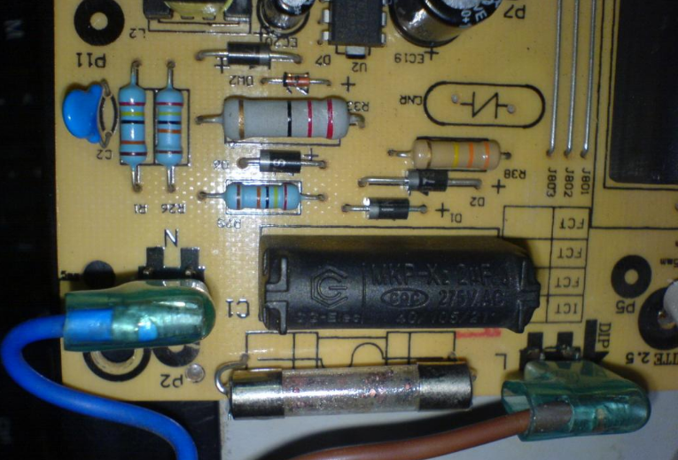 Nguyên nhân bếp từ bị nổ cầu chì Nguyên nhân bếp từ bị nổ cầu chì